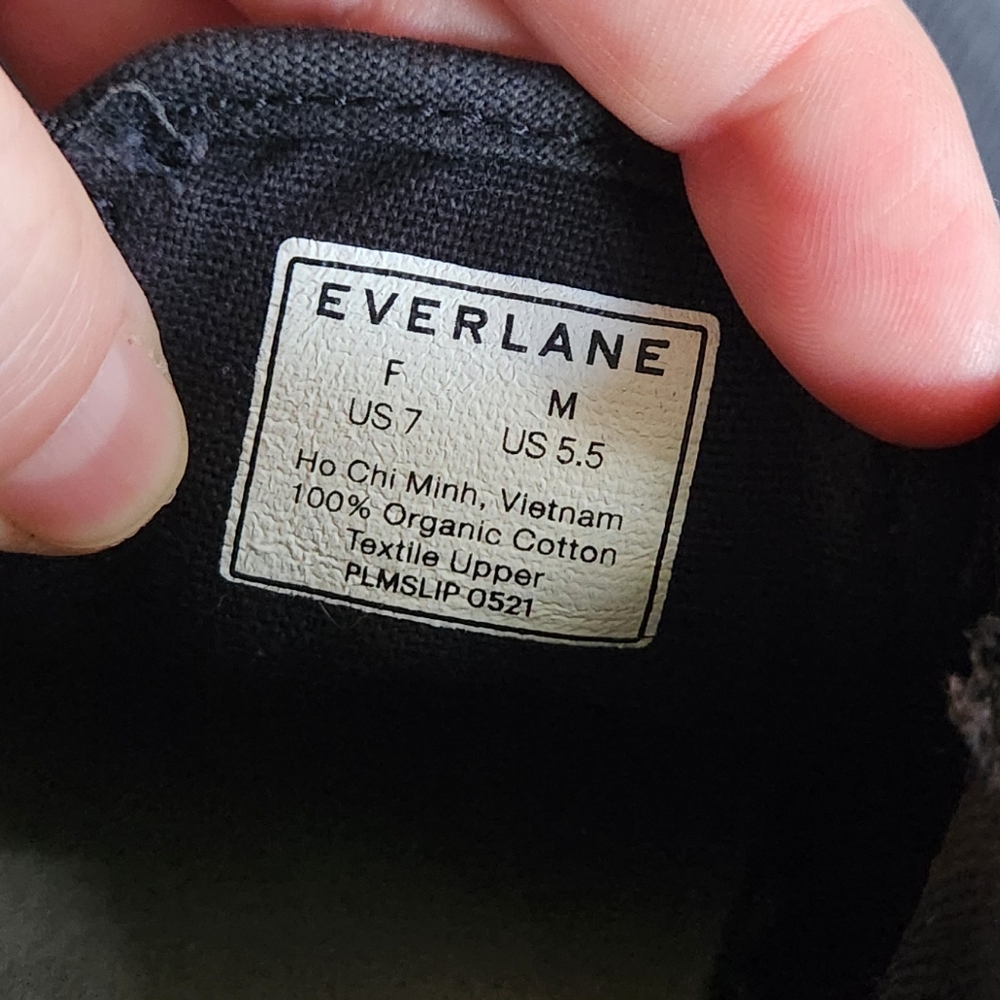 Everlane Black Canvas Slip-On Shoes Organic Womens Size 7 Mens 5.5 Unisex - Picture 9 of 10
